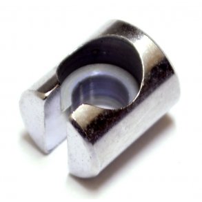 KABELNIPPEL VED KOBLINGSARM 