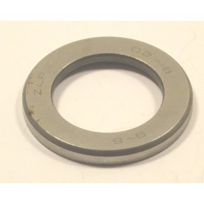 KUGLESK�L TIL STYRFITTING NEDERST